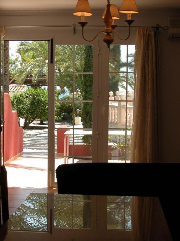 Apartamentos Oasis De Las Palmeras Больнуэво Экстерьер фото